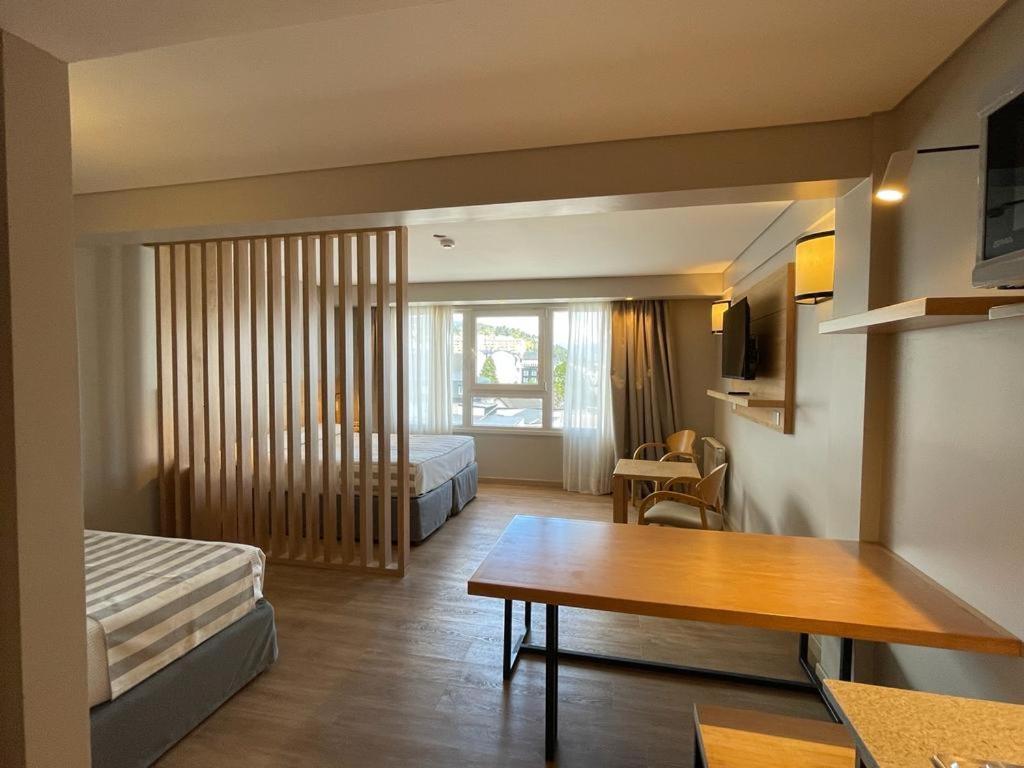 Hotel Ayres Del Nahuel San Carlos de Bariloche Esterno foto