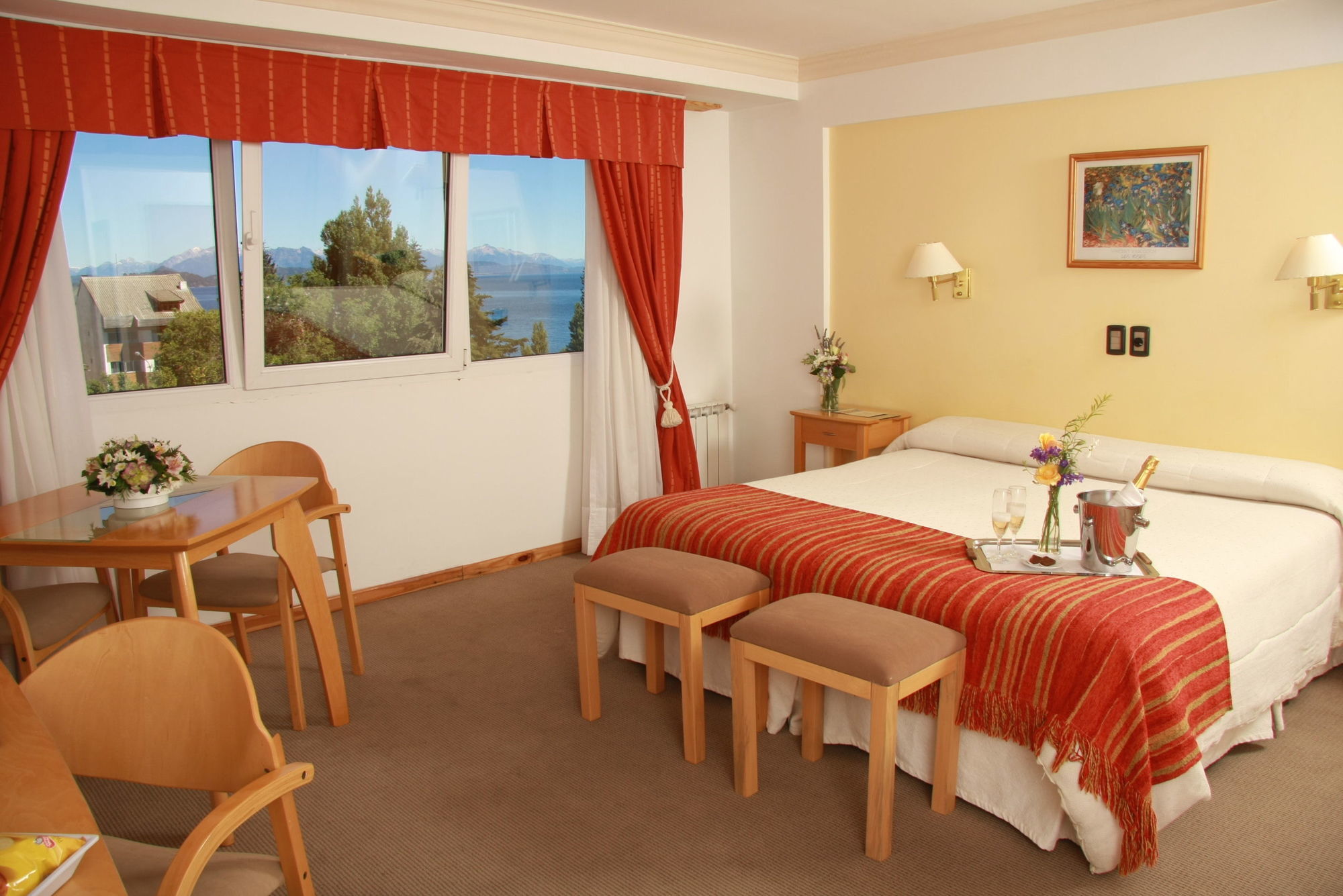 Hotel Ayres Del Nahuel San Carlos de Bariloche Esterno foto